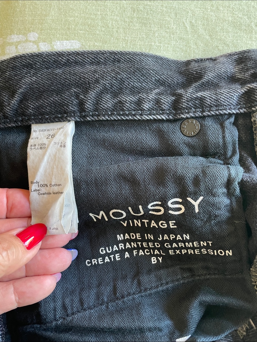 Moussy Black Straight-Leg Jeans - size 26 - Picture 3 of 4